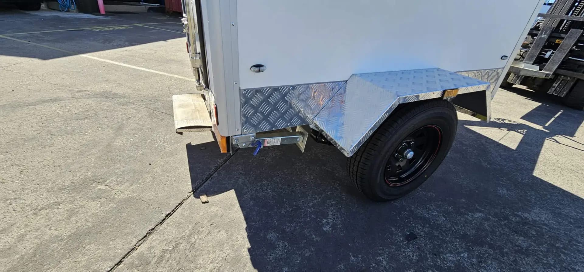 Single Axle Cold Room / Freezer Trailer
